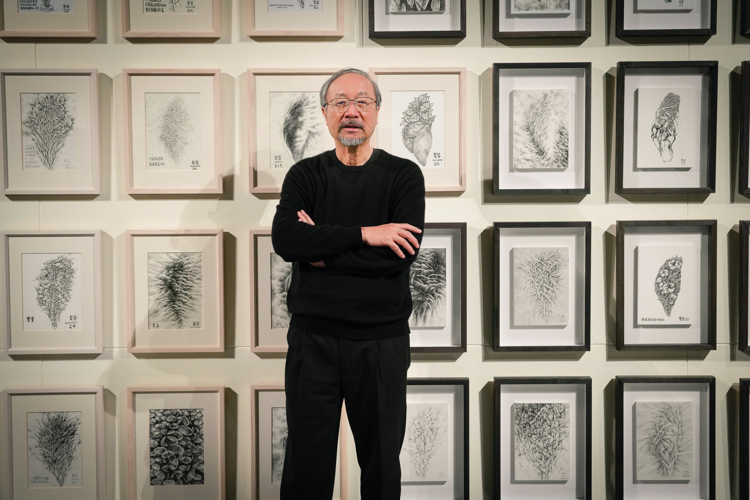 PR模板-46个透明玻璃材质Icons图标动画-书籍-学习资料-电子书夸克网盘资源分享