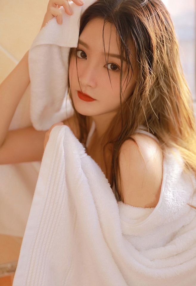 《睡衣小姐姐写真图片套图人像人物摄影照JPG图库》-书籍-学习资料-电子书夸克网盘资源分享